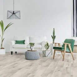 Creme Oak - Ocean Water-Resistant 8mm Laminate Flooring (82434)