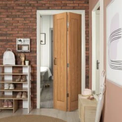 Oak Internal Fully Finished Farley 5 Panel Bi-Fold Door (120279)