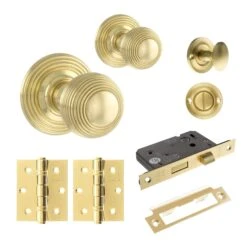 Ripon Round Reeded Mortice Bathroom Door Knob Set - Polished Brass (120429)