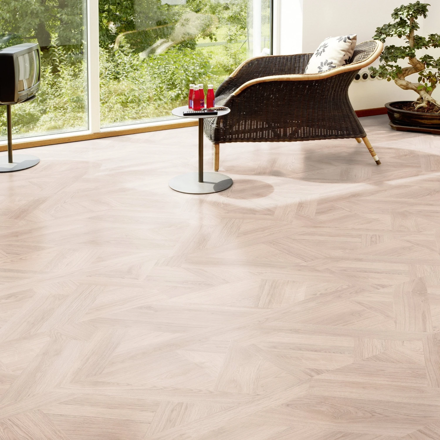 Elegant Bella - Aqua Pro Oak Milano Water-Resistant 8mm Laminate Flooring (121459) 4 Elegant Bella - Aqua Pro Oak Milano Water-Resistant 8mm Laminate Flooring (121459) - Image 4