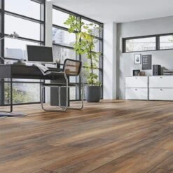 Harbour Oak - Robusto Villa 12mm Laminate Flooring (84816)