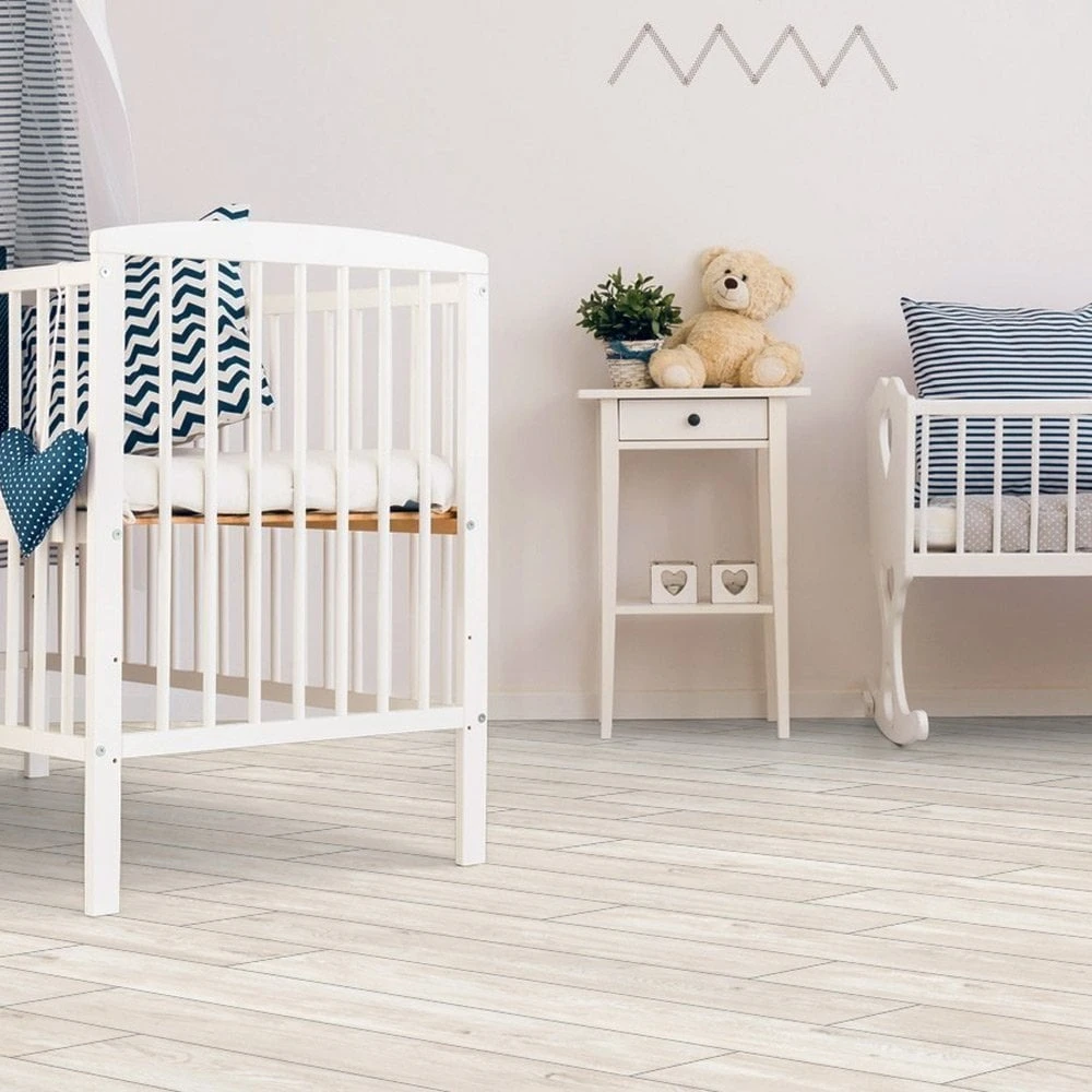 County Oak - Lustre 8mm High Gloss Laminate Flooring (84873) 9 County Oak - Lustre 8mm High Gloss Laminate Flooring (84873) - Image 9