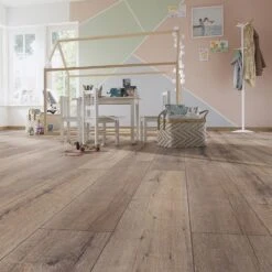 Rift Oak - Exquisite Plus 8mm Laminate Flooring (87641)
