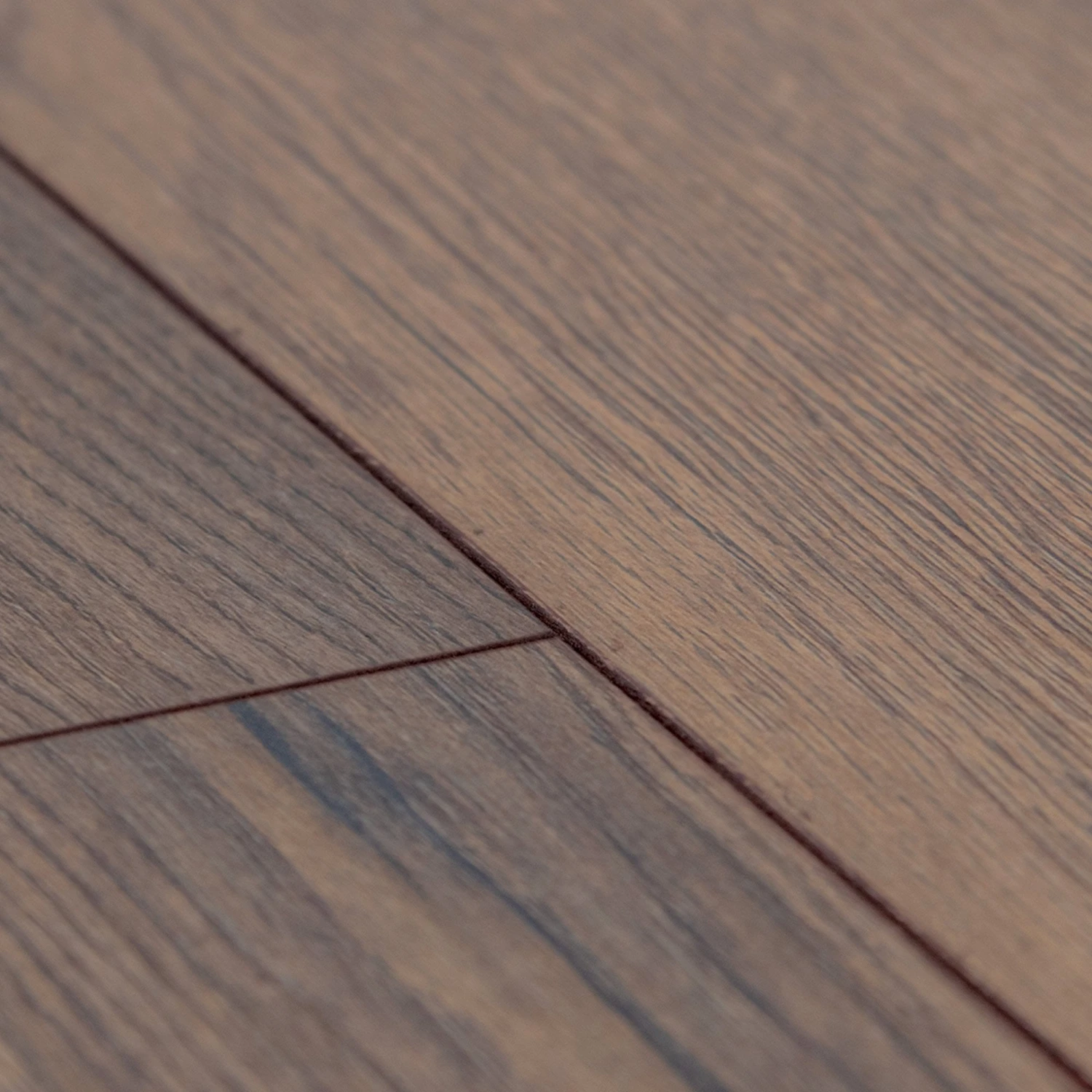 Petterson Oak - Exquisite Plus 8mm Laminate Flooring (106436) 4 Petterson Oak - Exquisite Plus 8mm Laminate Flooring (106436) - Image 4