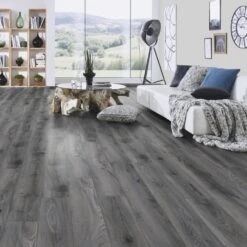 Tomahawk Oak - Supernatural Classic 8mm Laminate Flooring (122706)