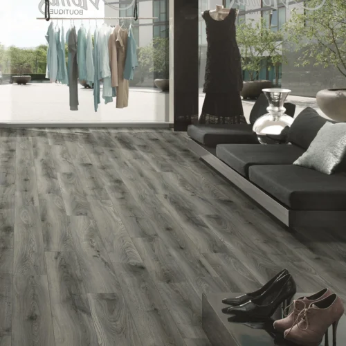 Tomahawk Oak - Eurohome Vario+ 12mm Laminate Flooring (122463)