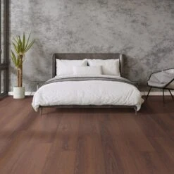 Grizzly Montreux Oak - Eurohome Vario+ 12mm Laminate Flooring (122462)