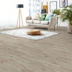 Autumn Oak Light - Basic 6mm Laminate Flooring (122365)