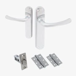 Palace Lever On Backplate Door Handle Set - Polished Chrome (122268)