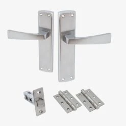 Ritz Lever On Backplate Door Handle Set - Polished Chrome / Satin Chrome (122284)