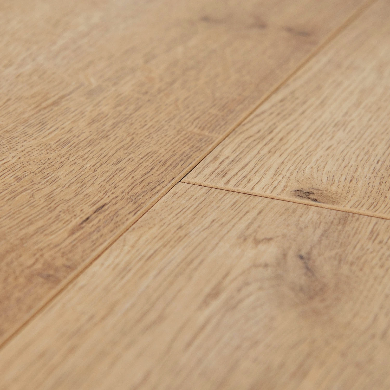 Dezent Oak - Amazone 10mm Laminate Flooring (54212) 5 Dezent Oak - Amazone 10mm Laminate Flooring (54212) - Image 5