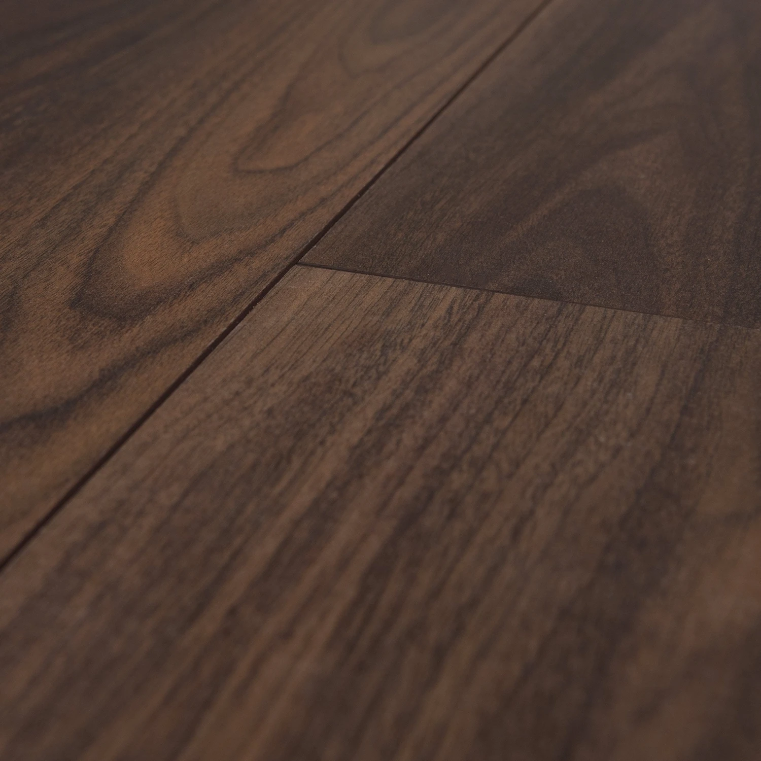 Dark Walnut - Eurohome Vario+ 12mm Laminate Flooring (122444) 4 Dark Walnut - Eurohome Vario+ 12mm Laminate Flooring (122444) - Image 4