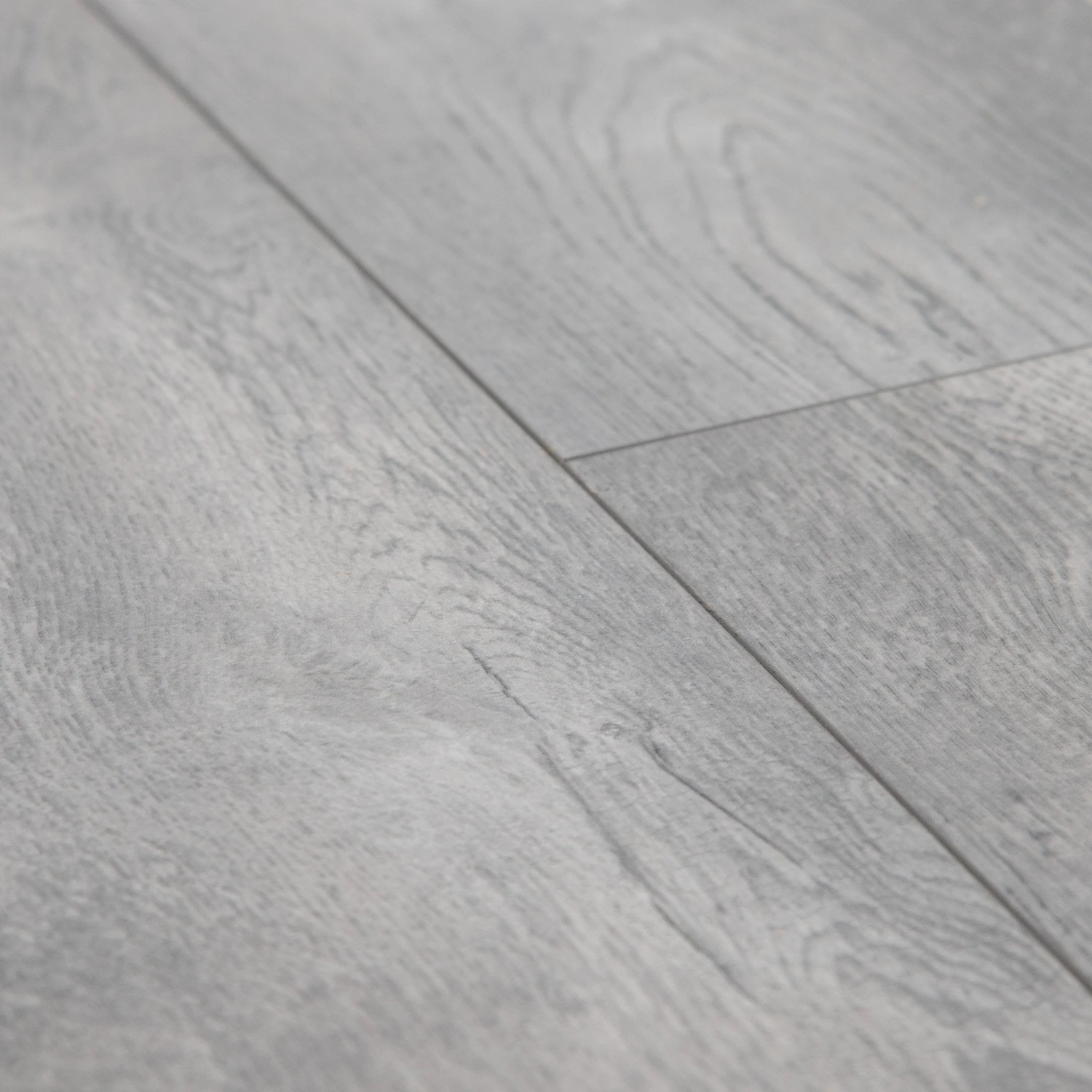 Ashenwood Oak - Supernatural Classic 8mm Laminate Flooring (344922) 4 Ashenwood Oak - Supernatural Classic 8mm Laminate Flooring (344922) - Image 4