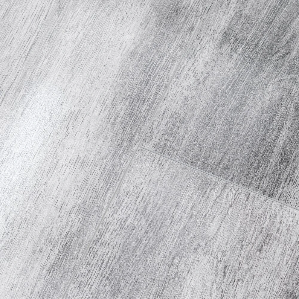 Stave Oak - Lustre 8mm High Gloss Laminate Flooring (84871) 6 Stave Oak - Lustre 8mm High Gloss Laminate Flooring (84871) - Image 6