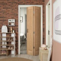 White Oak Unfinished Internal Cottage Bi-fold Door (121776)
