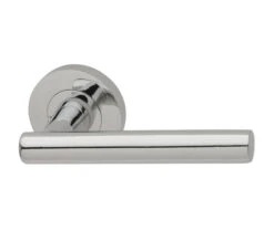Lynx Lever Handle On Round Rose - Polished Chrome (LYN.09.CP)
