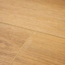 Colwood Oak - Luxe Vision SPC 4mm UV Resistant Coating Wall Panelling (123042) 10 Colwood Oak - Luxe Vision SPC 4mm UV Resistant Coating Wall Panelling (123042) -Oak Door Store SKU 345280 closeup2